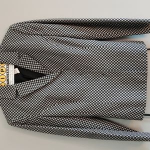 Daisy Print Blazer with Snaps